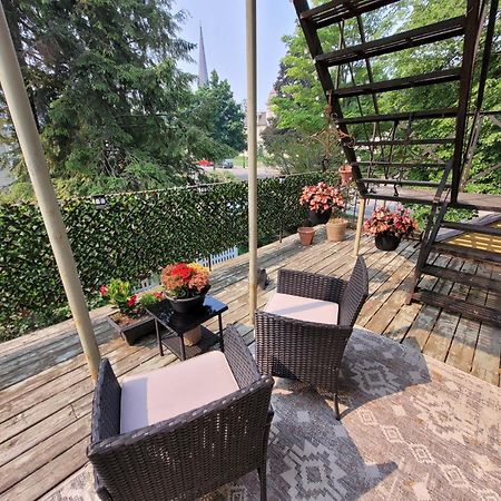 Ruby Manor Bed & Breakfast Гананок Екстериор снимка