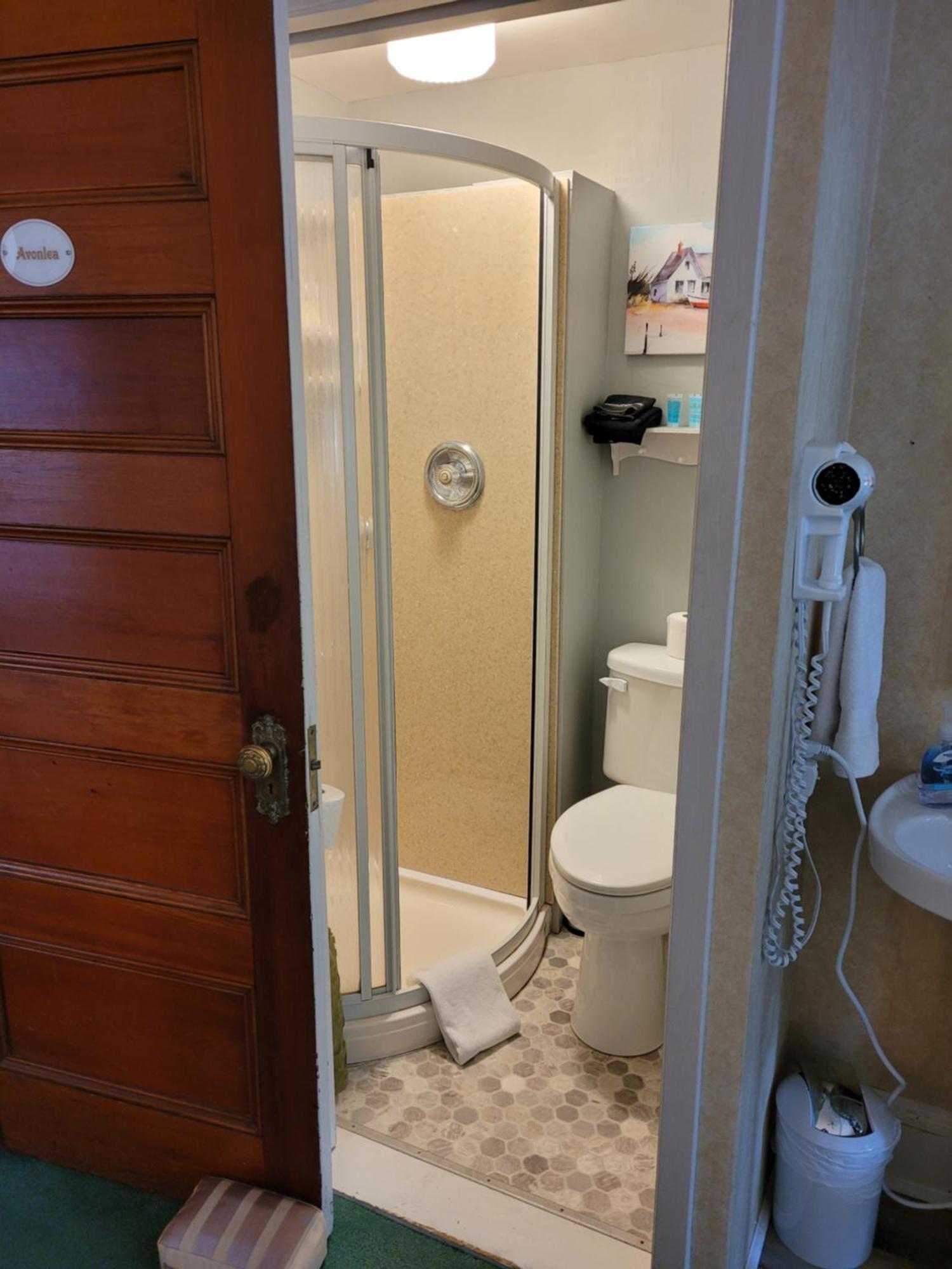 Ruby Manor Bed & Breakfast Гананок Екстериор снимка